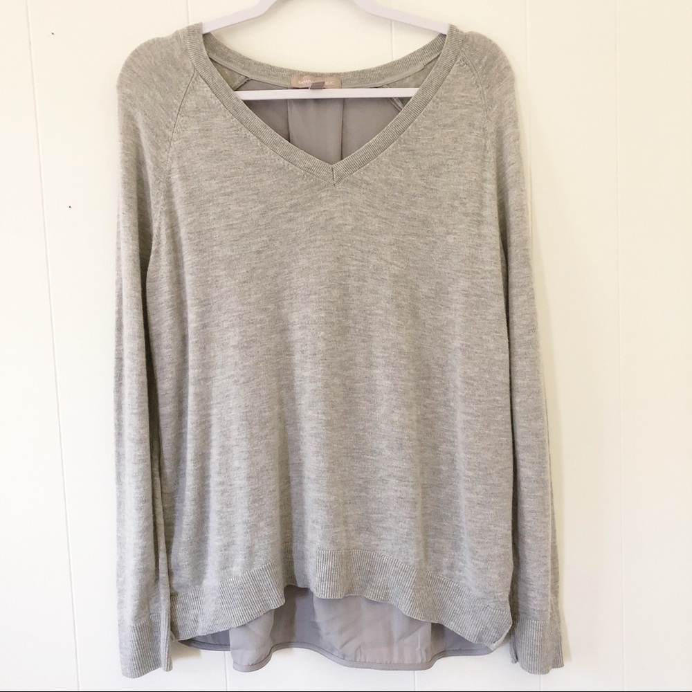 Banana Republic V-neck Sweater Blouse Career